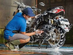 Mengapa Bisnis Cuci Motor Self Service Sepi? Analisis Pasar, Risiko, dan Solusinya